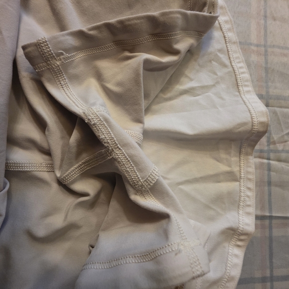 Lululemon - Picture 6 of 9